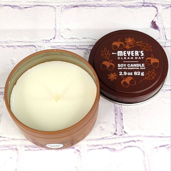 Mrs. Meyer's Clean Day 2.9 Oz. Acorn Spice Fall Tin Candle - Picture 4 of 6
